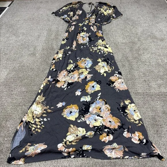 Love Stitch Dress Multicolored Floral Short Sleeve Women’s Size Medium/Large - Picture 3 of 11